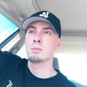 Meet your Posher, Kyle